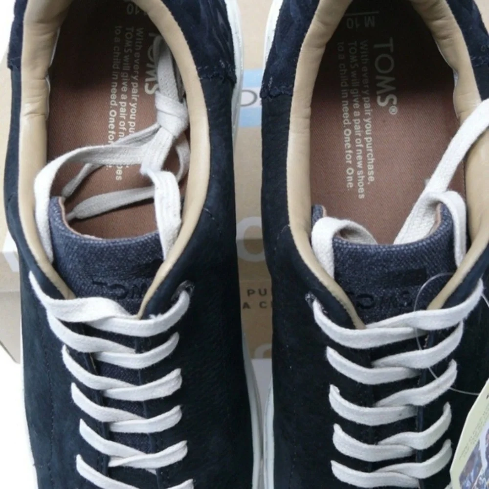 Toms Sneakers Mens Size 10 Black Nubuck Lenox NWT NIB